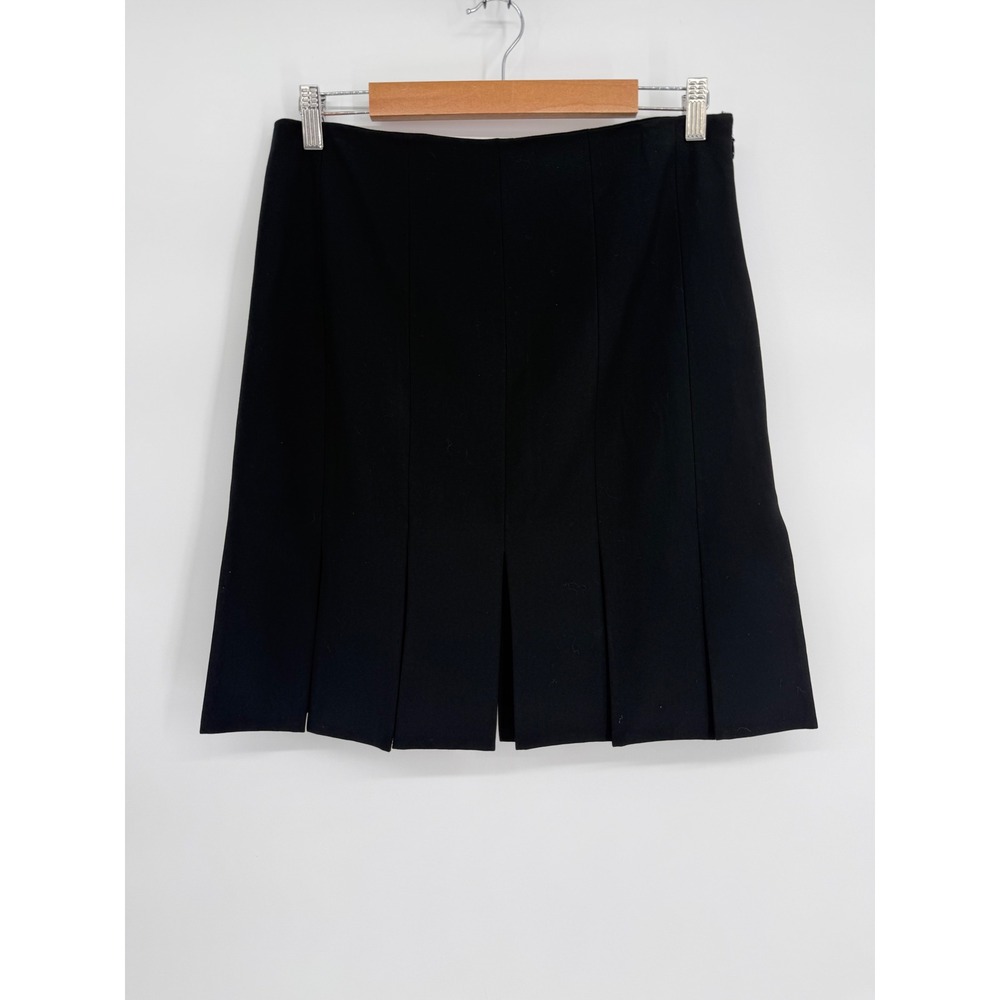 White House Black Market Black Pleated Mini Skirt Side Zip Career Sz 8